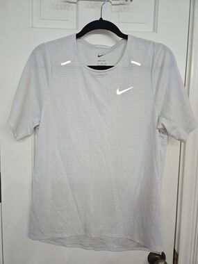Nike Men’s White Dri-FIT Short Sleeve Training Shirt